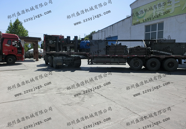 鏈板輸送機（jī）